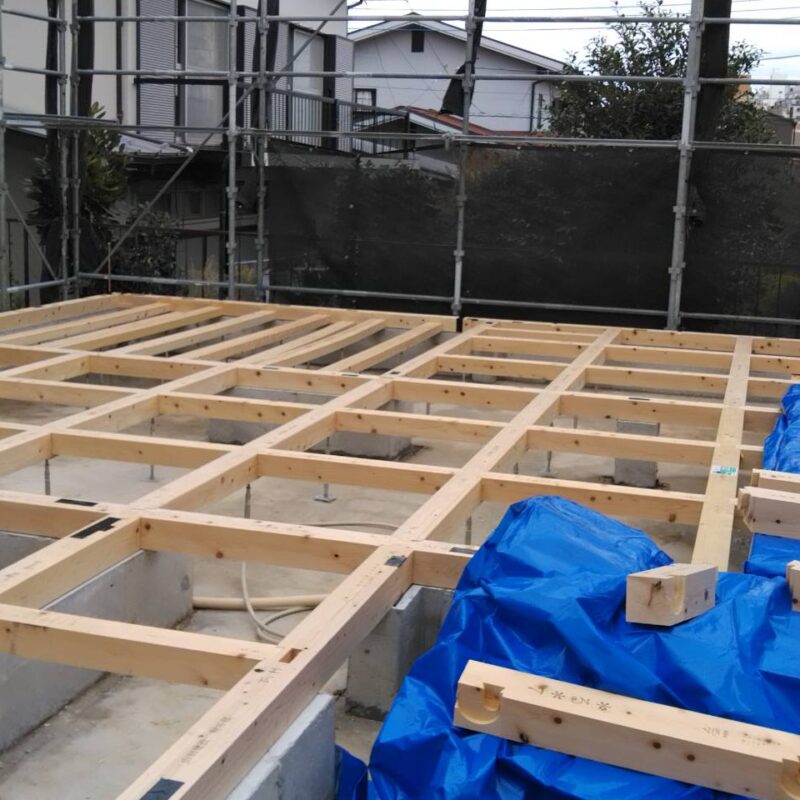 【神奈川県川崎市　抱陽の家】　土台敷です。